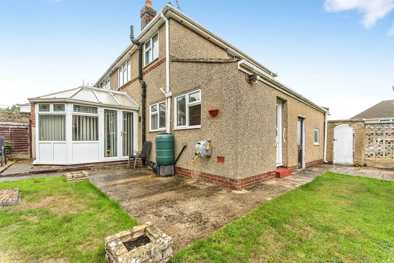 Wigmore Avenue, Swindon, SN3, photo 12