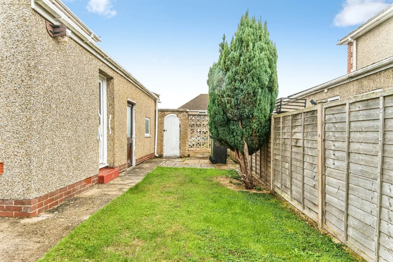 Wigmore Avenue, Swindon, SN3, photo 13