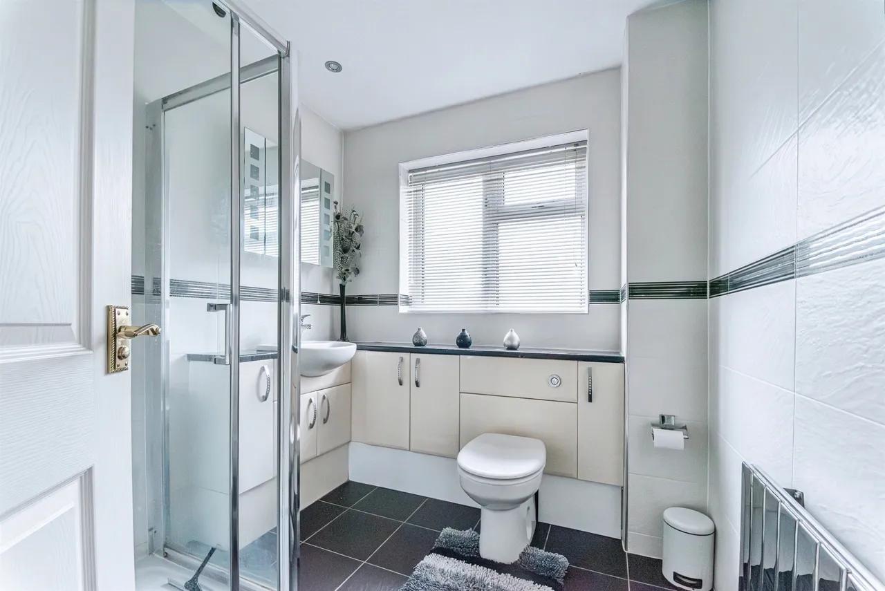 Wigmore Avenue, Swindon, SN3, photo 9