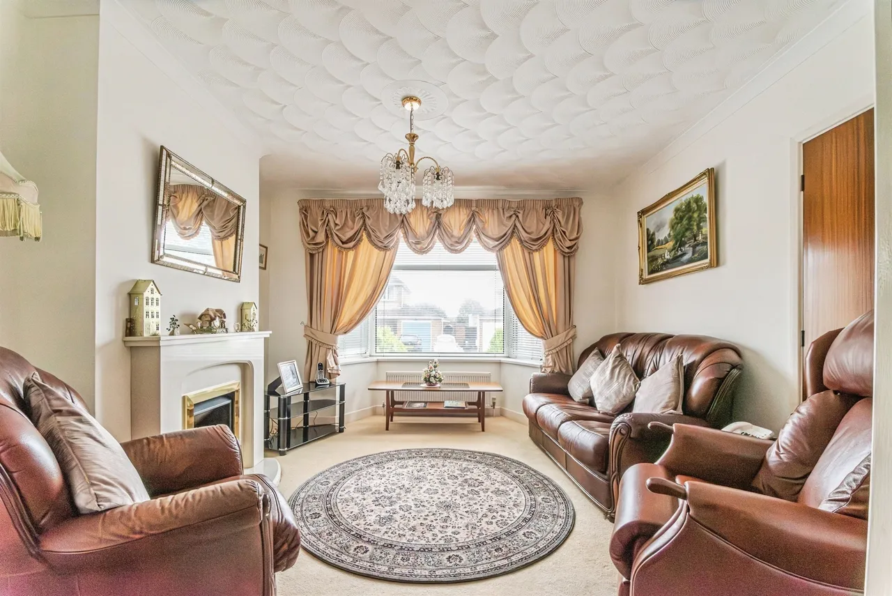 Wigmore Avenue, Swindon, SN3, photo 3