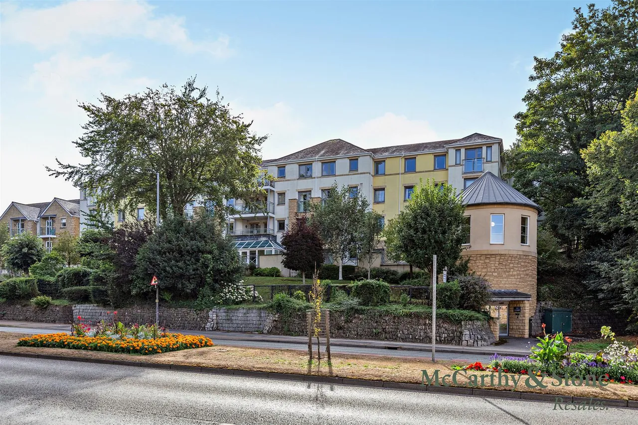 Tregolls Road, Truro, TR1, photo 17