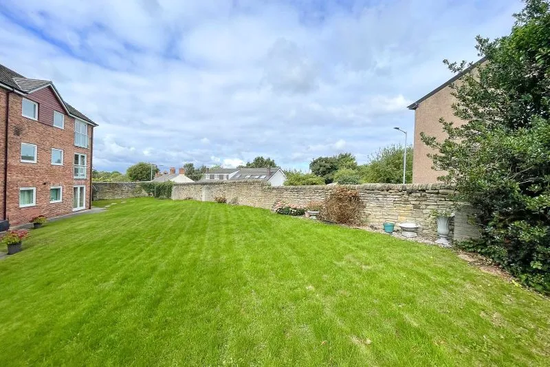 High Lane, Woodley, SK6, photo 25