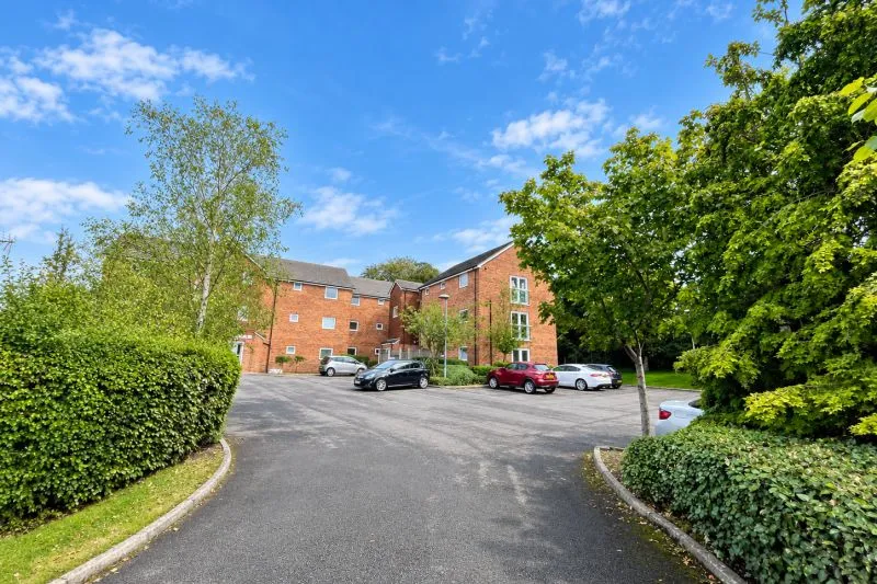 High Lane, Woodley, SK6, photo 4
