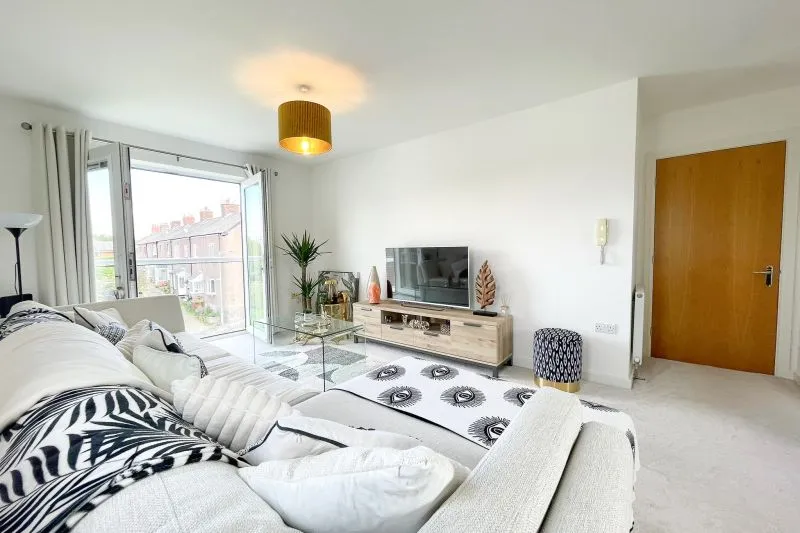 High Lane, Woodley, SK6, photo 8