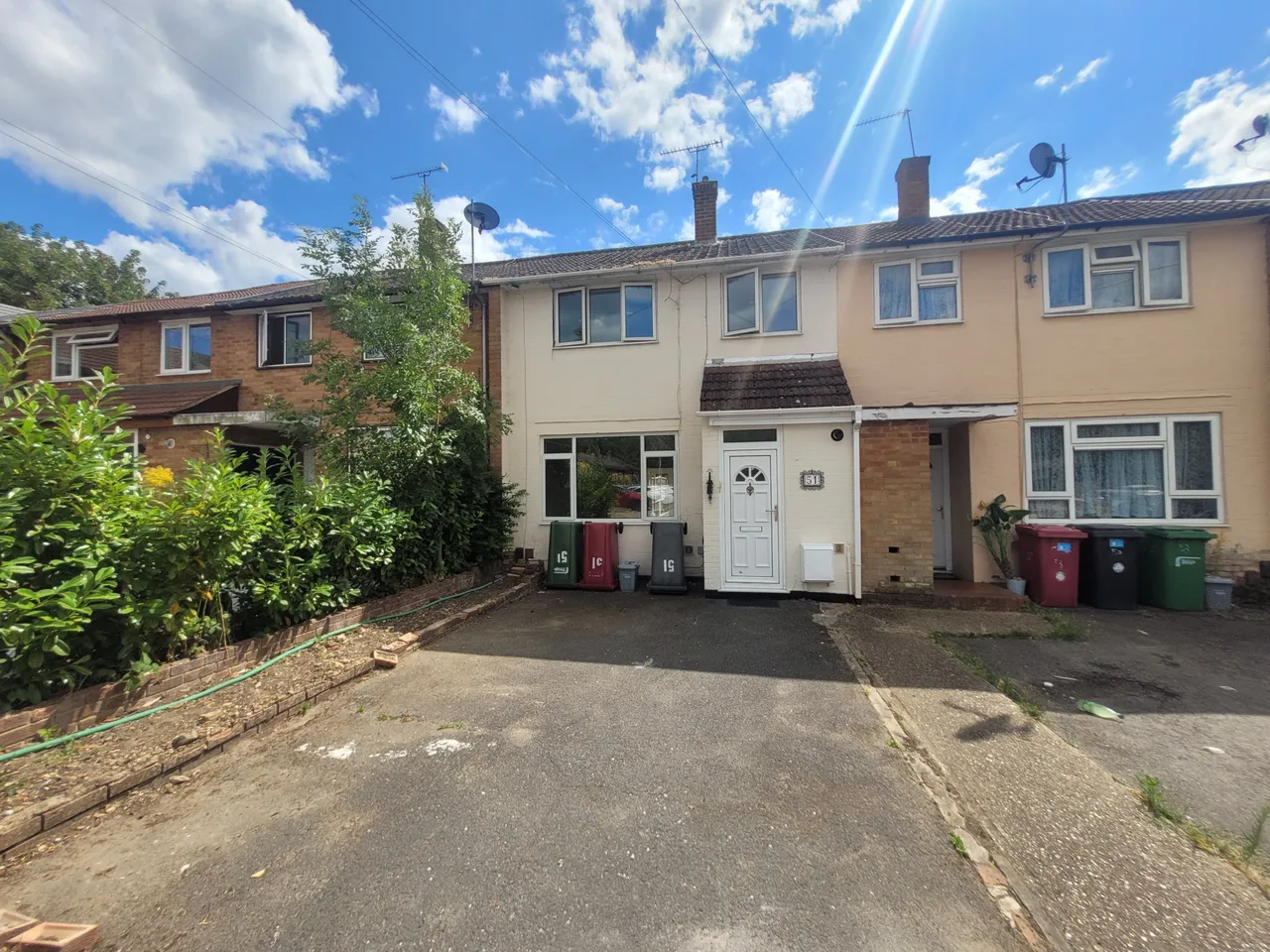 3 bed property to rent — Hetherington Close