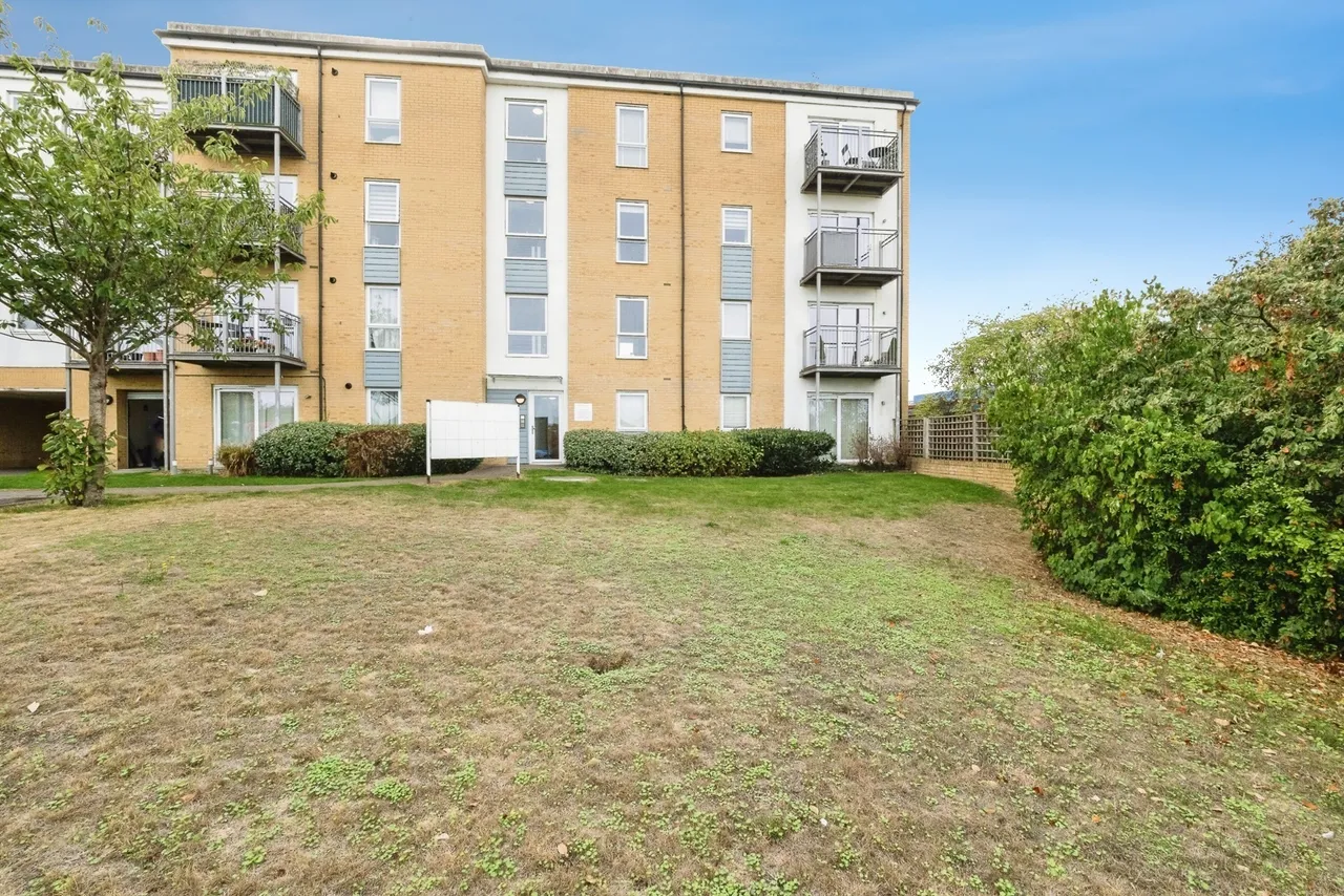 Millfield Close, Hornchurch, RM11, photo 22