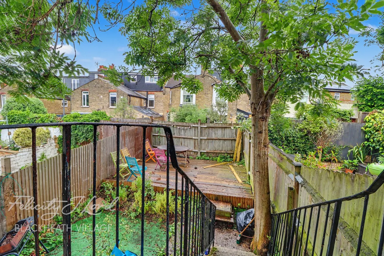1 bed flat to rent, Eastcombe Avenue, SE7