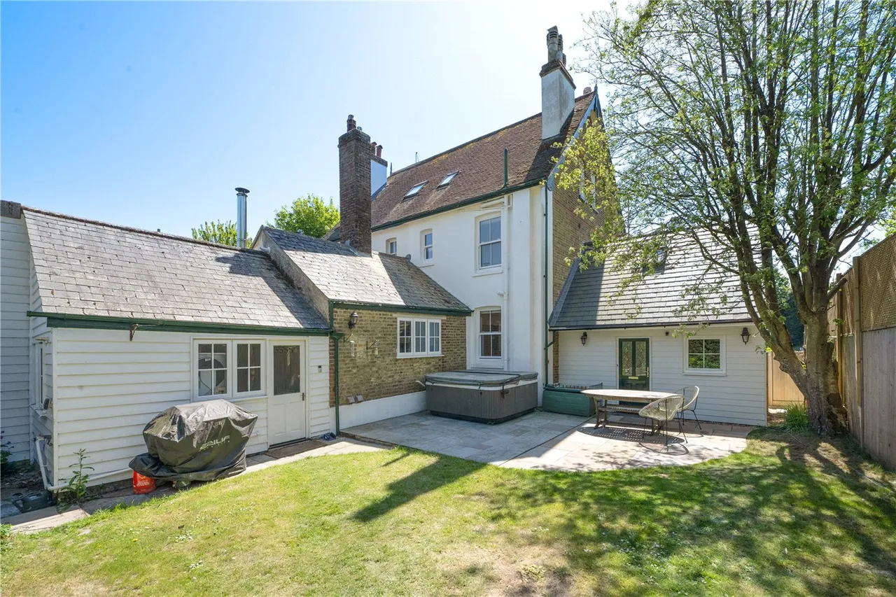 Station Road, Shepherdswell, Dover, Kent, CT15, photo 5