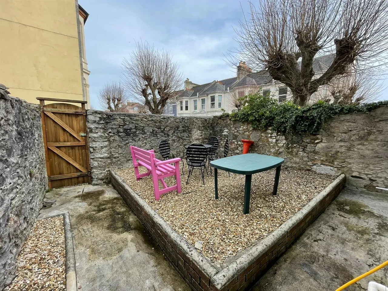 Greenbank Avenue, Plymouth, photo 14