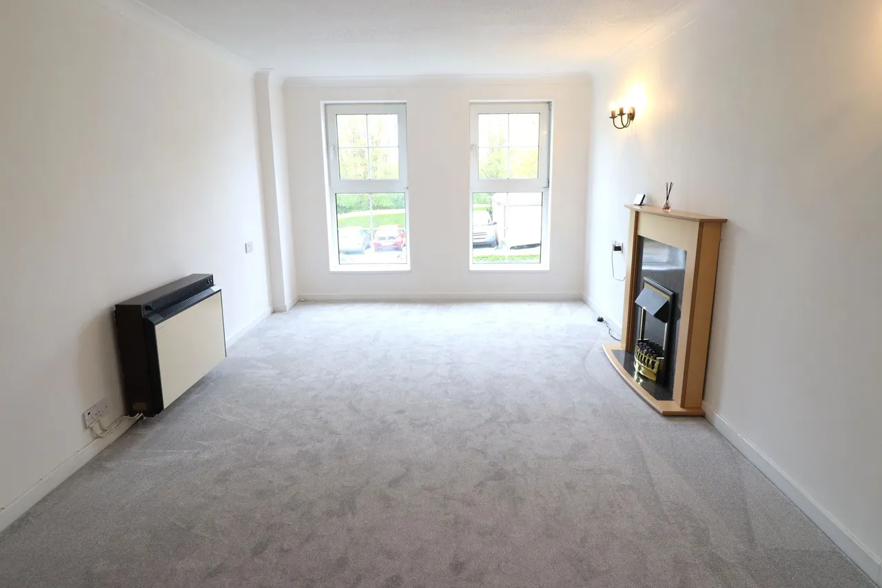Bellingham Lane, Rayleigh, Essex, SS6 7HN, photo 7