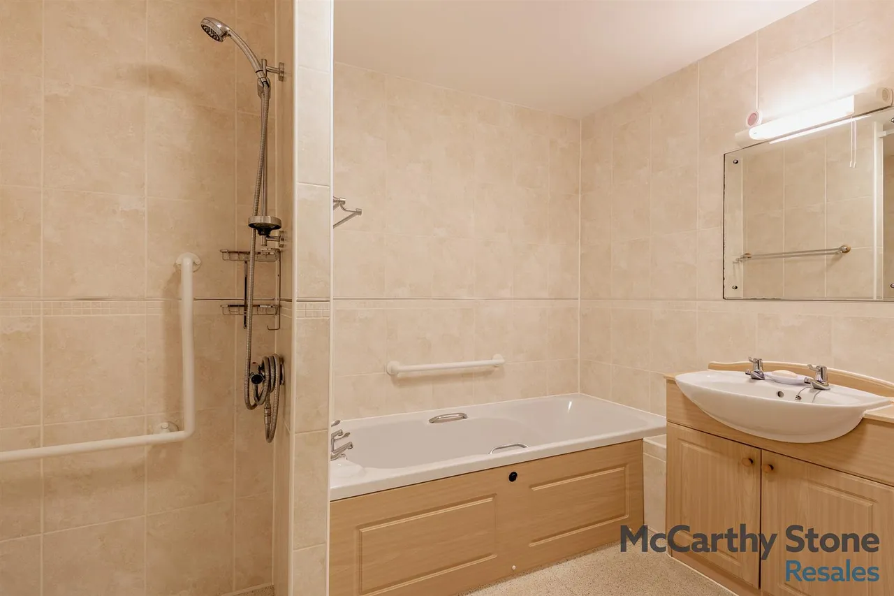 Grange Road, Uckfield, TN22, photo 12
