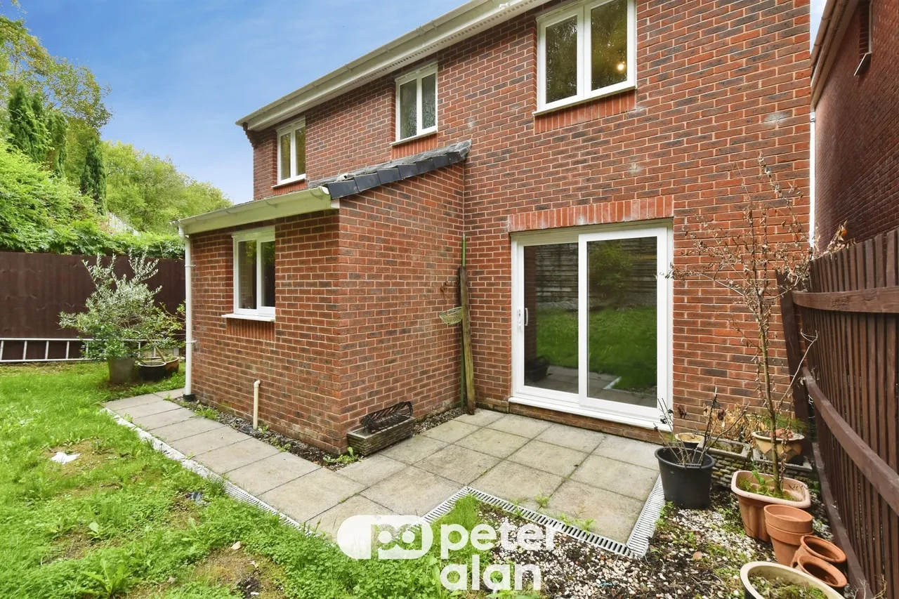 Glas Y Gors Aberdare, CF44, photo 27