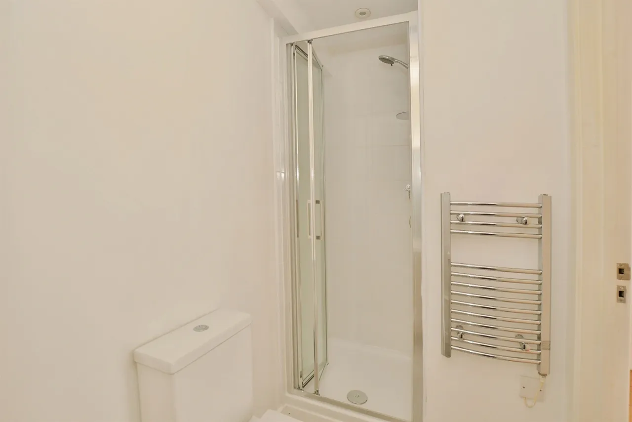 Elwick Road, Ashford, photo 9