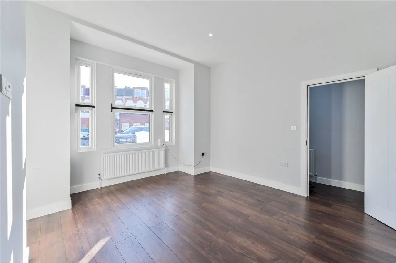 Whittington Road, London, N22, photo 3