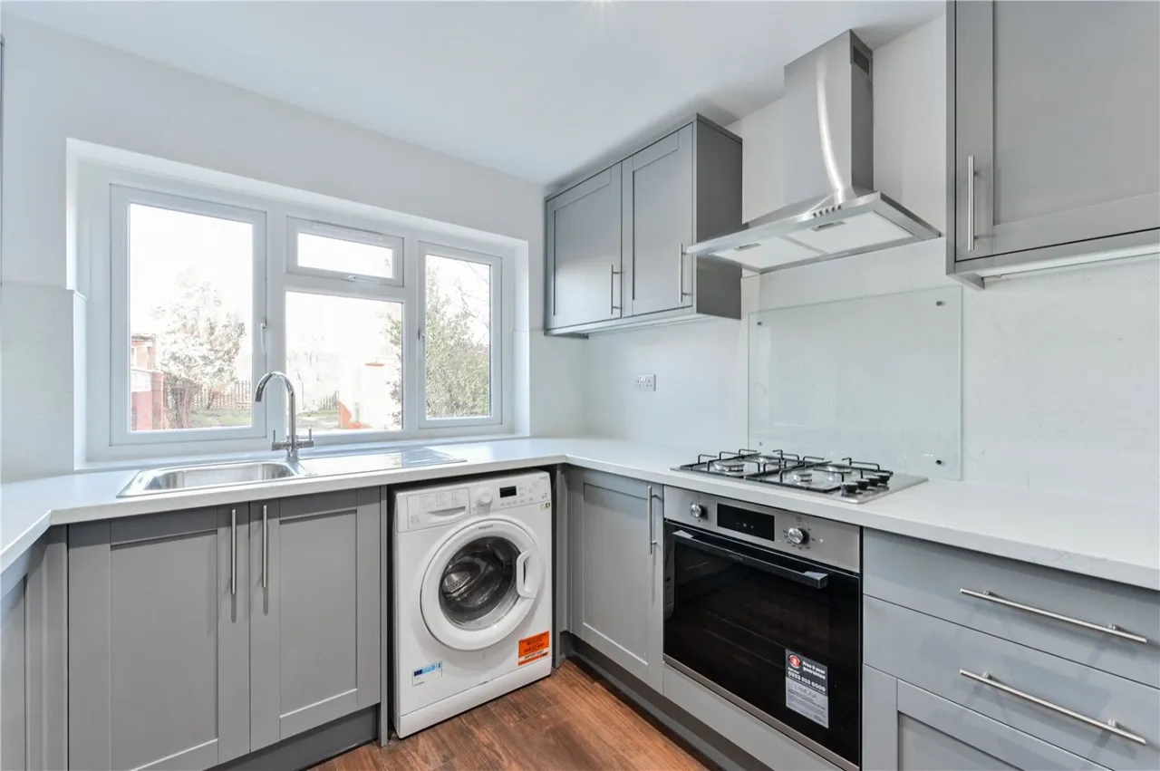 Whittington Road, London, N22, photo 7