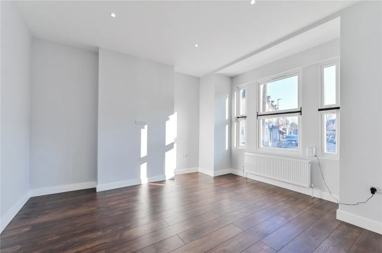 Whittington Road, London, N22, photo 2
