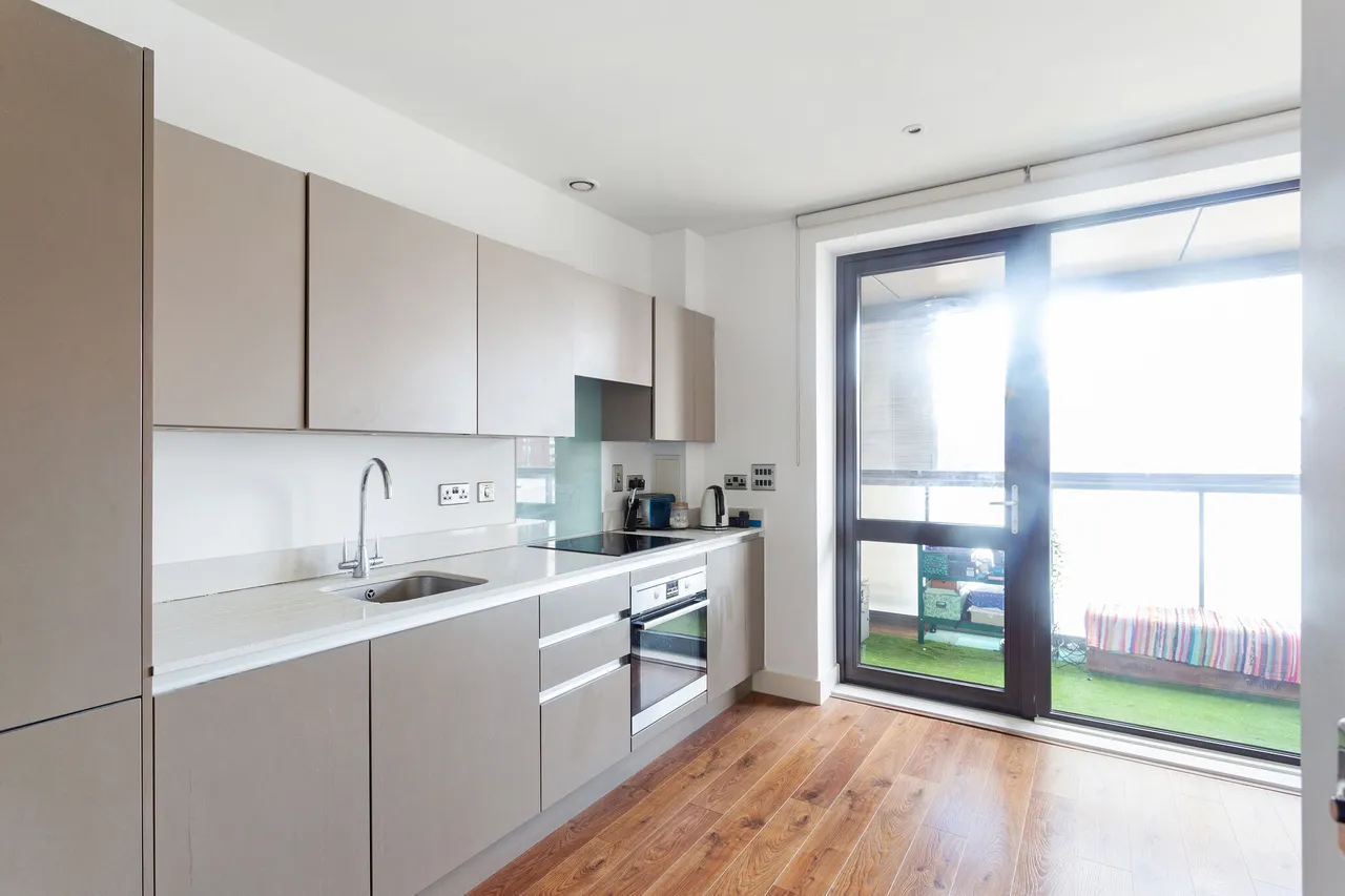 New Village Avenue, London, E14, photo 4