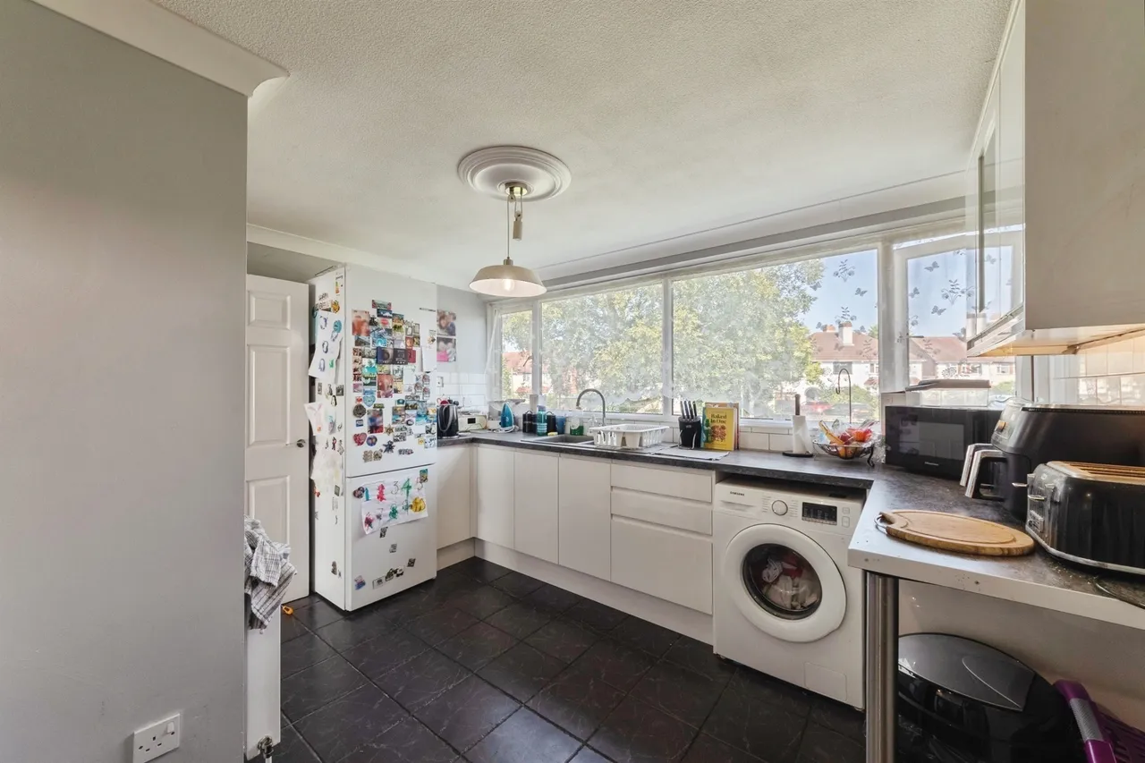 Moordown Avenue, Solihull, B92, photo 4
