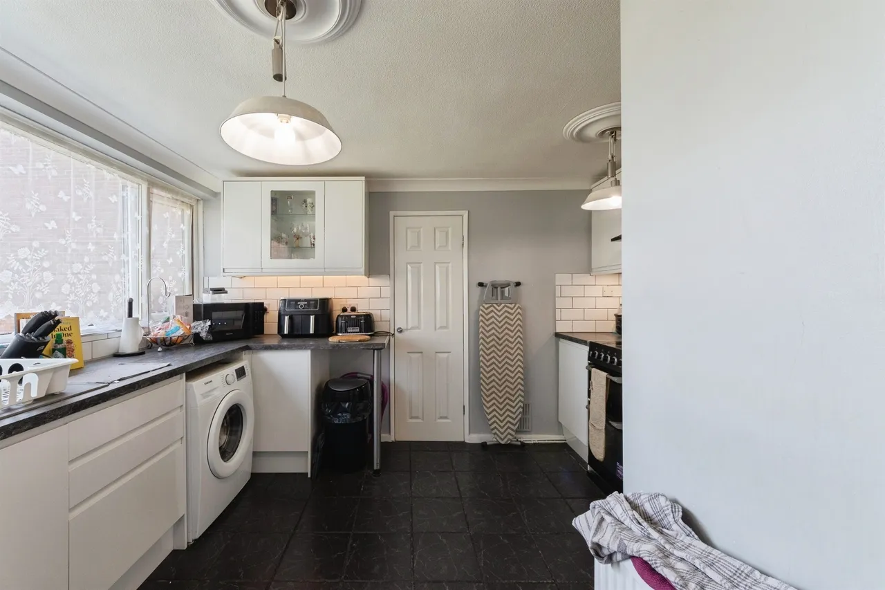 Moordown Avenue, Solihull, B92, photo 3