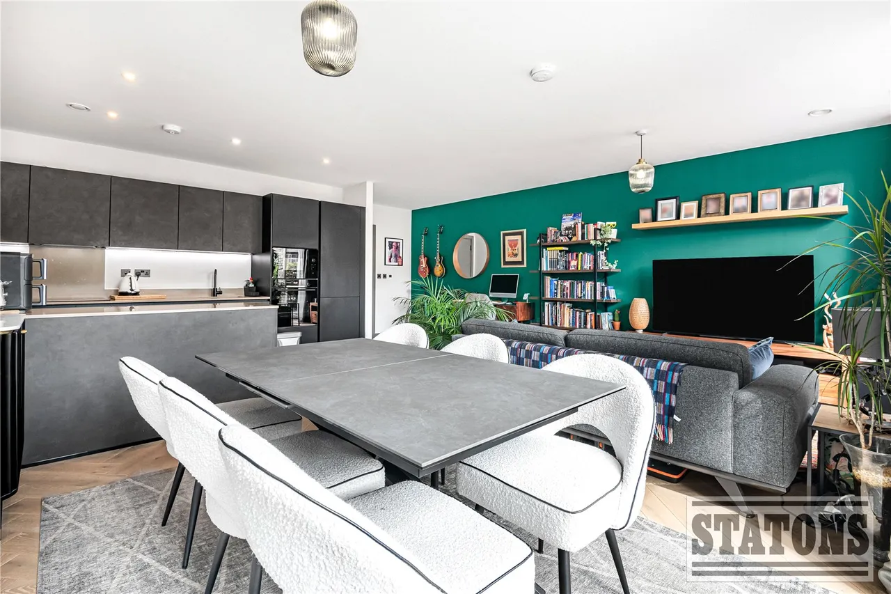 Oakleigh Road North, Whetstone, London, N20 9FJ, photo 6