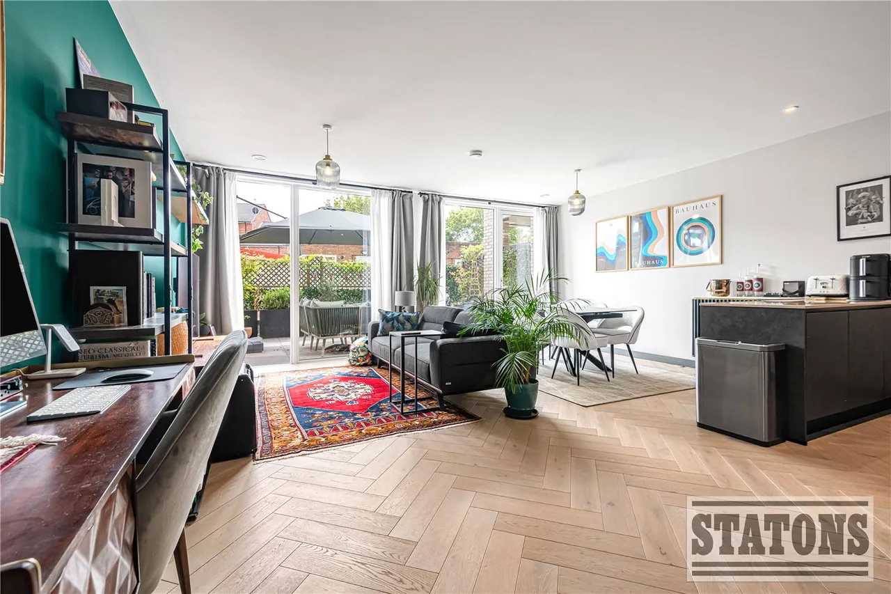 Oakleigh Road North, Whetstone, London, N20 9FJ, photo 8