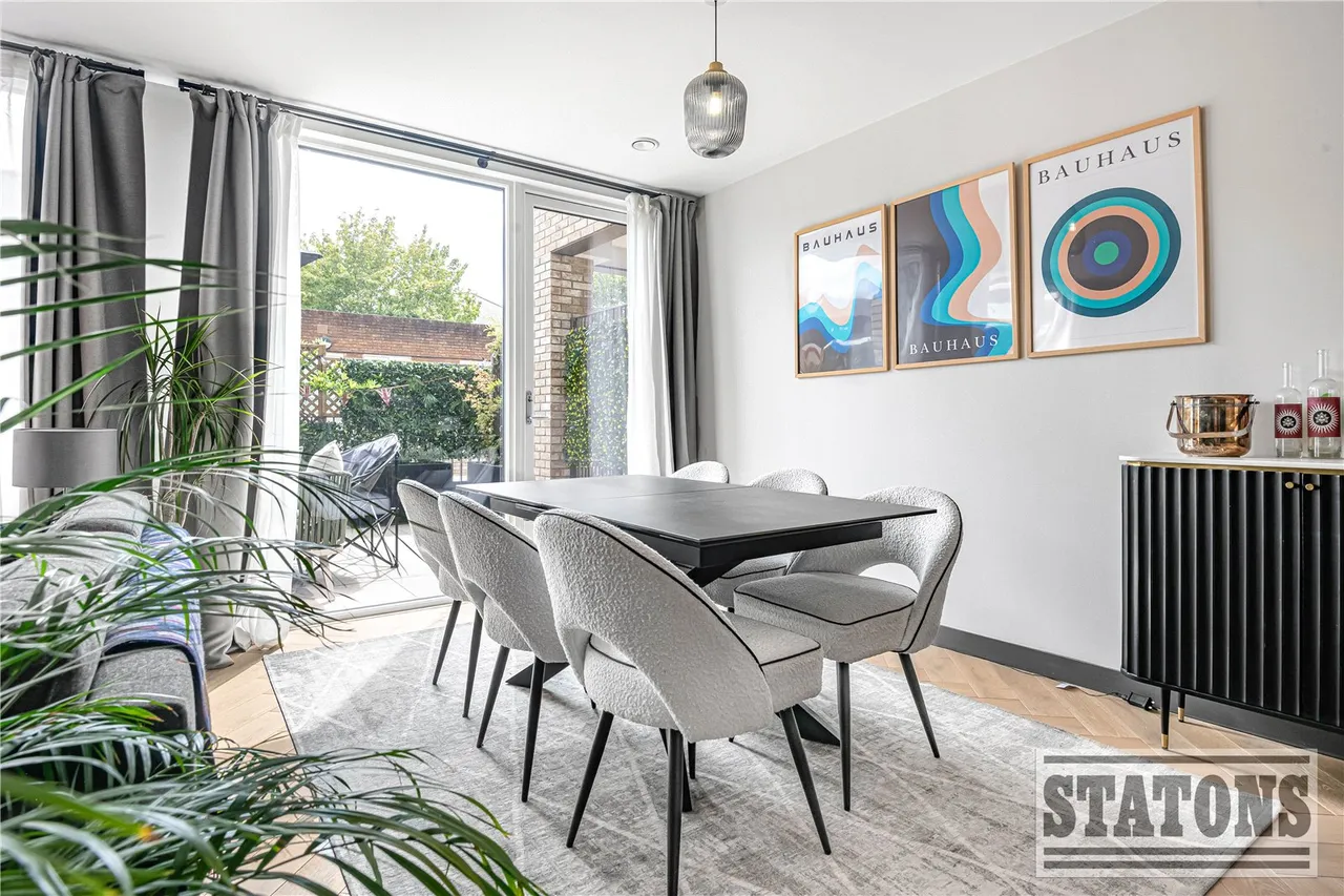 Oakleigh Road North, Whetstone, London, N20 9FJ, photo 7