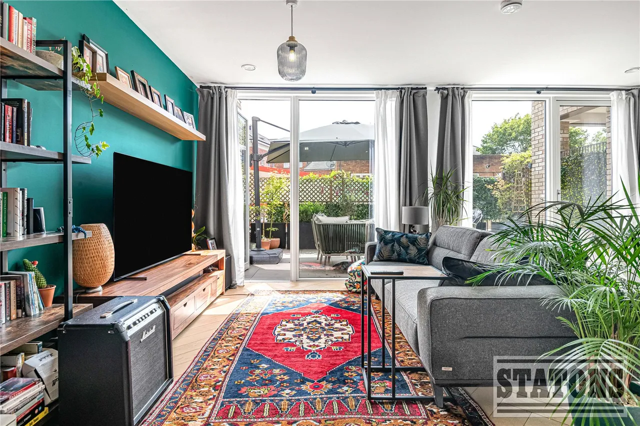 Oakleigh Road North, Whetstone, London, N20 9FJ, photo 10