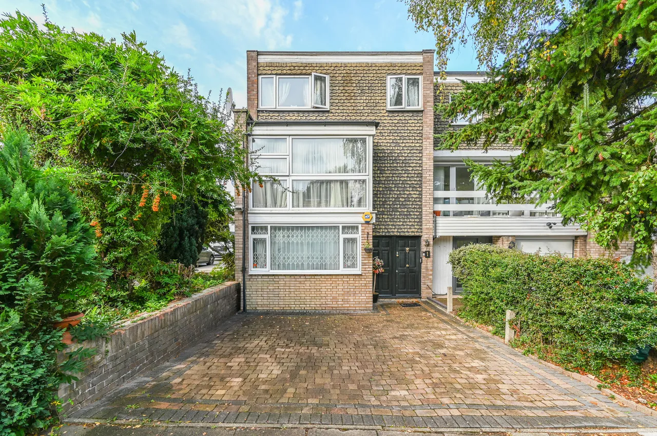 4 bed house for sale, London, W13