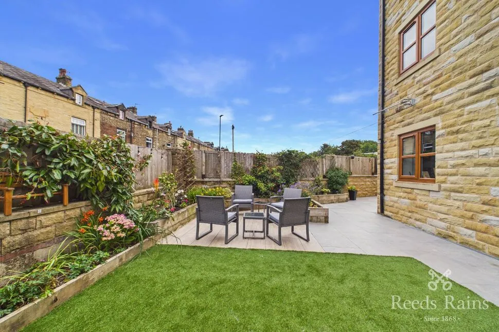Mill Bank Close, Todmorden, OL14, photo 6