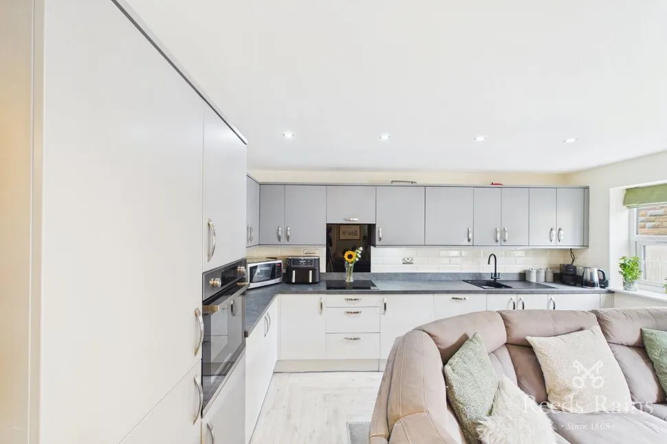 Mill Bank Close, Todmorden, OL14, photo 9