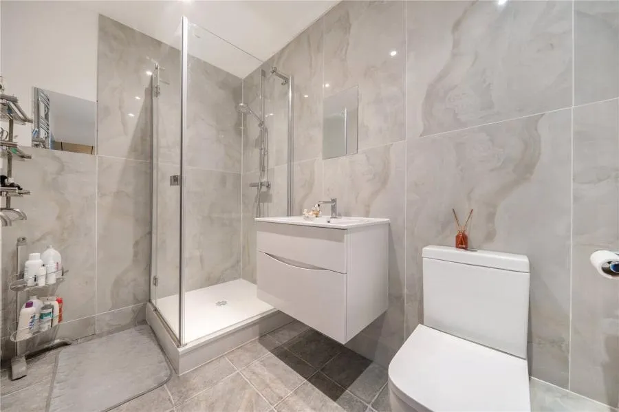 Smiles Place, Woking, GU22, photo 6