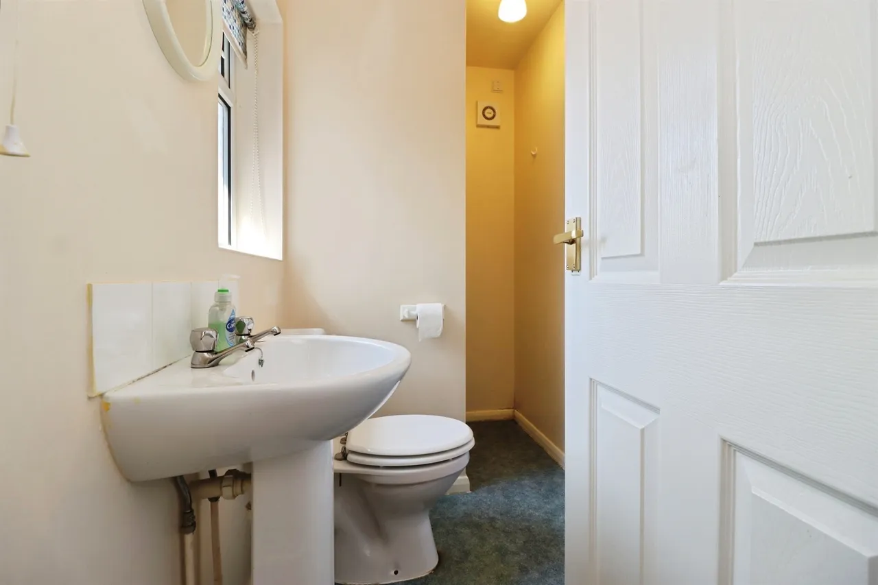 Moorfield Green, Rothwell, Kettering, photo 11