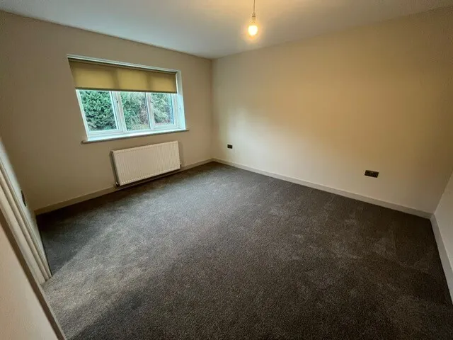 Nicholson Court, DY10, photo 11