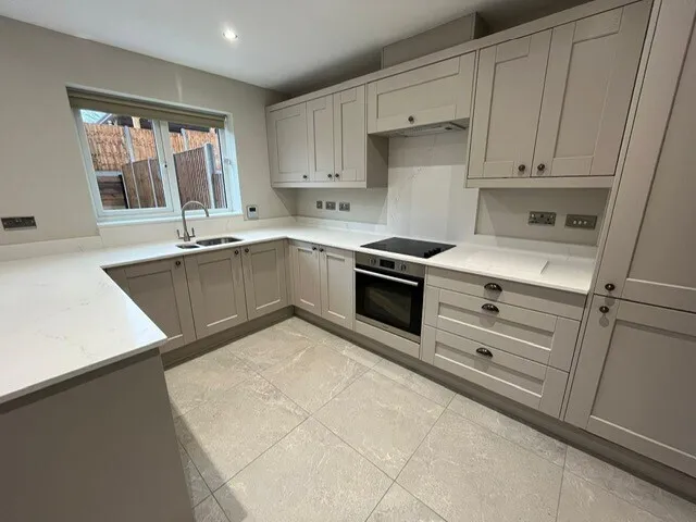 Nicholson Court, DY10, photo 5