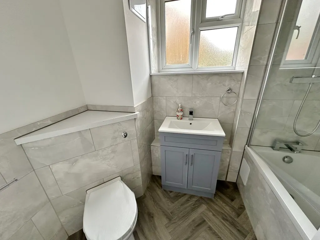 Teviot Avenue, Aveley, RM15, photo 6