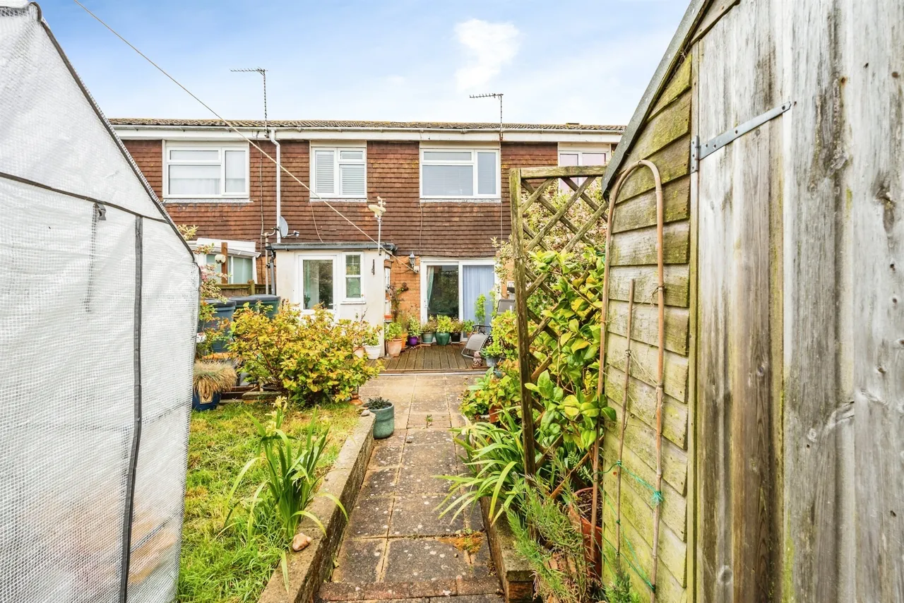 Appledore Close, Eastbourne, BN23, photo 14