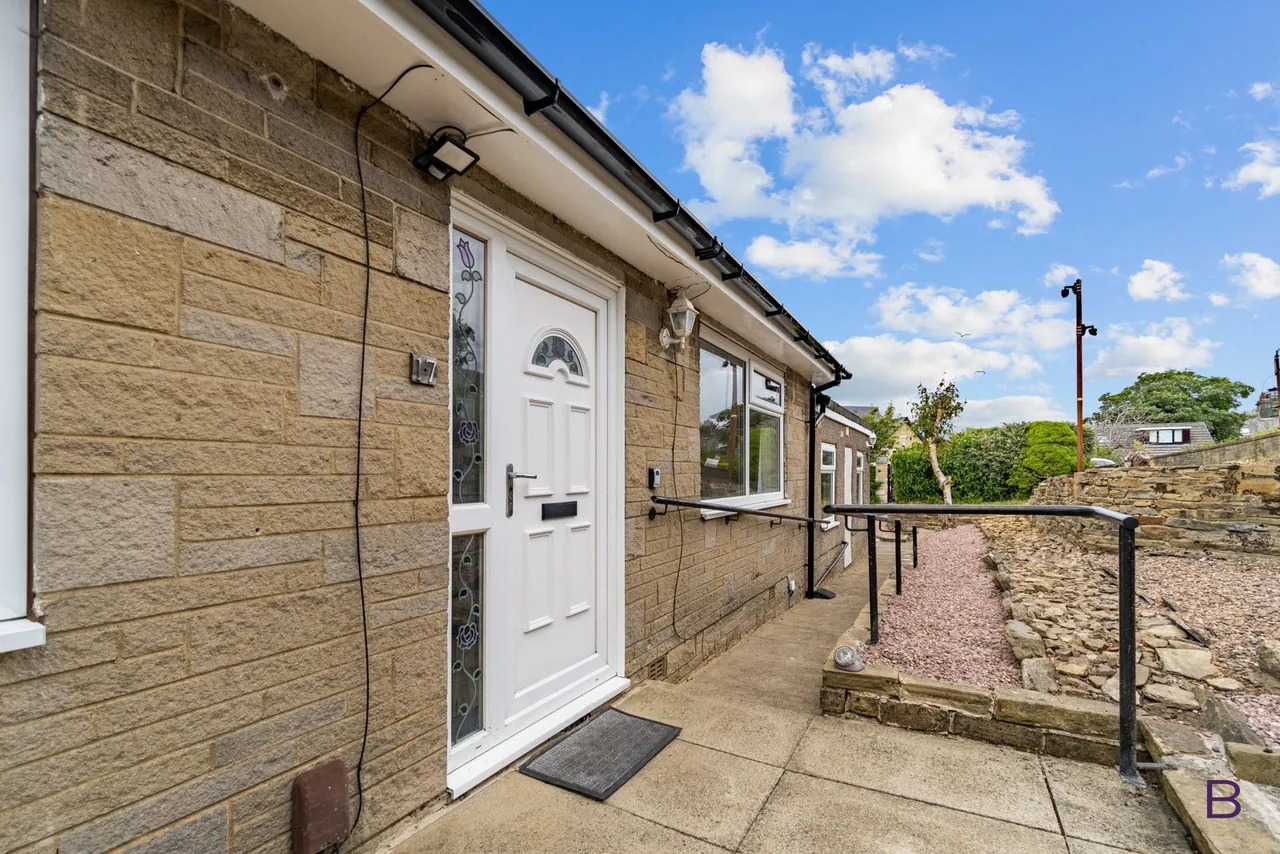Snape Drive, Bradford, BD7 4LZ, photo 5