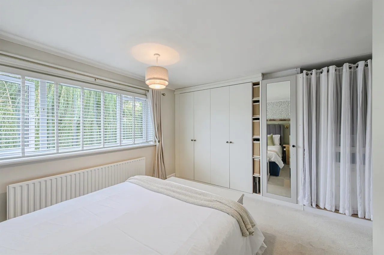 Tamworth Road, Two Gates, B77, photo 11