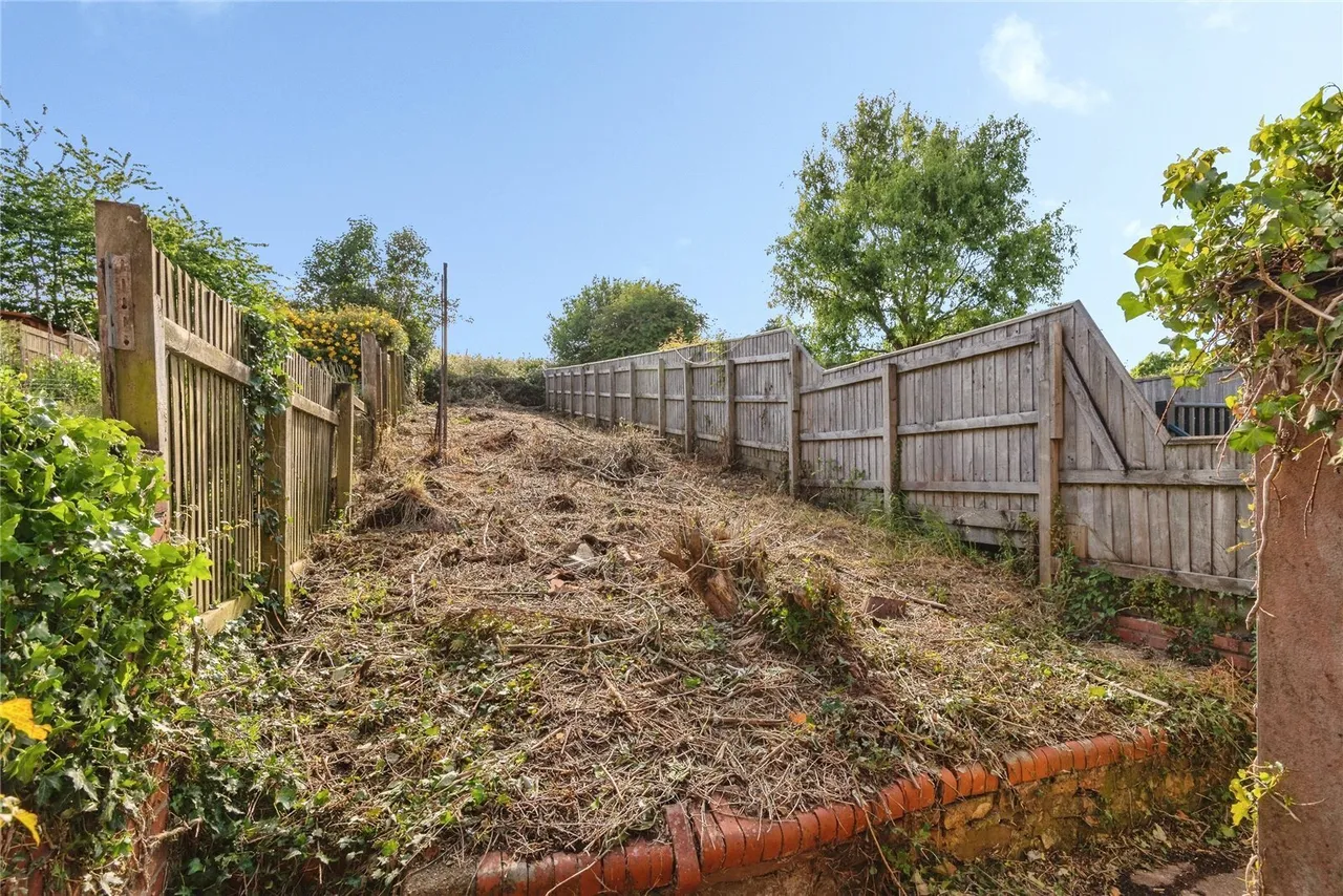 Foxdown Terrace, Wellington, TA21, photo 13