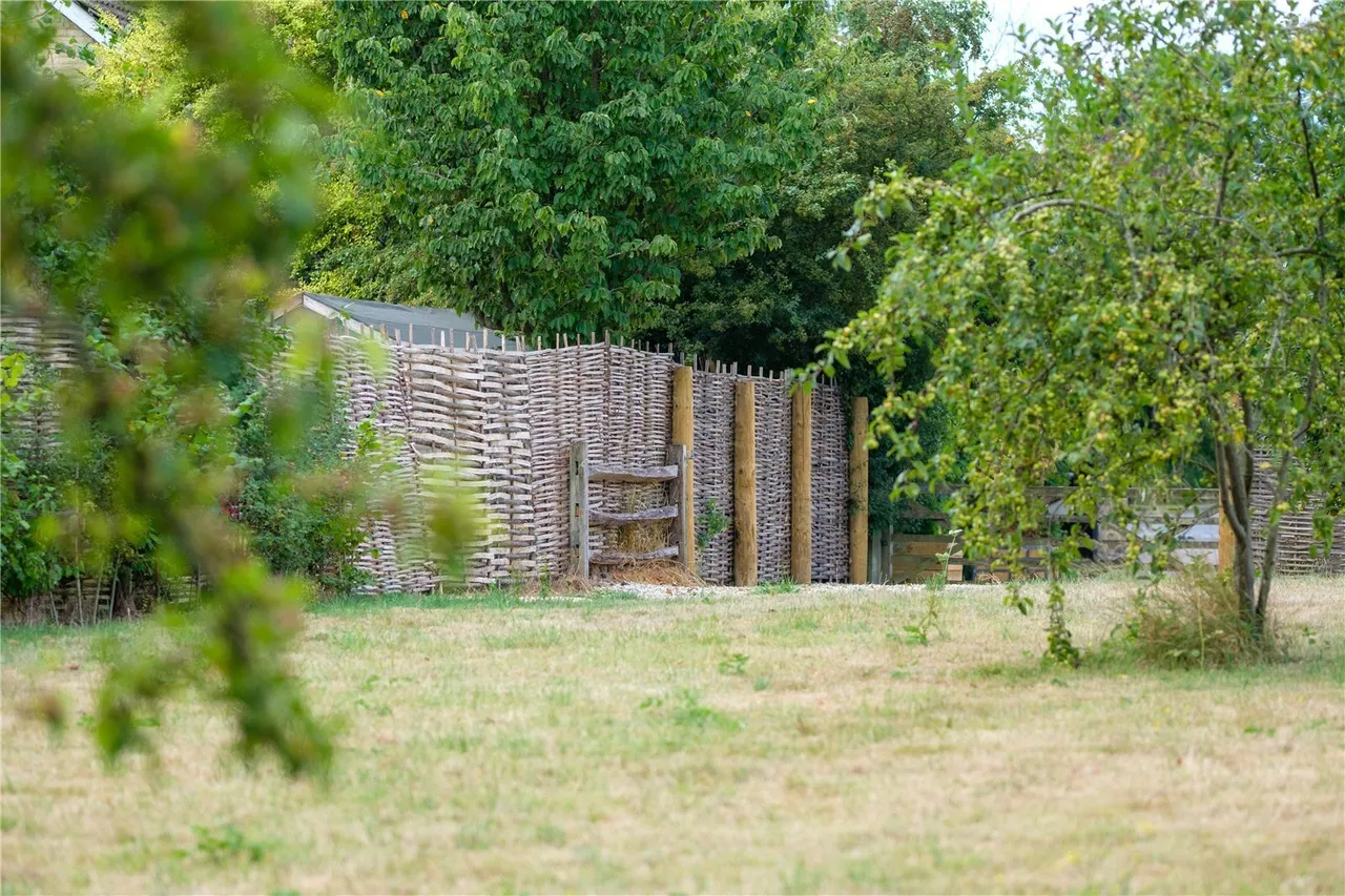 Over Stratton, South Petherton, TA13, photo 20
