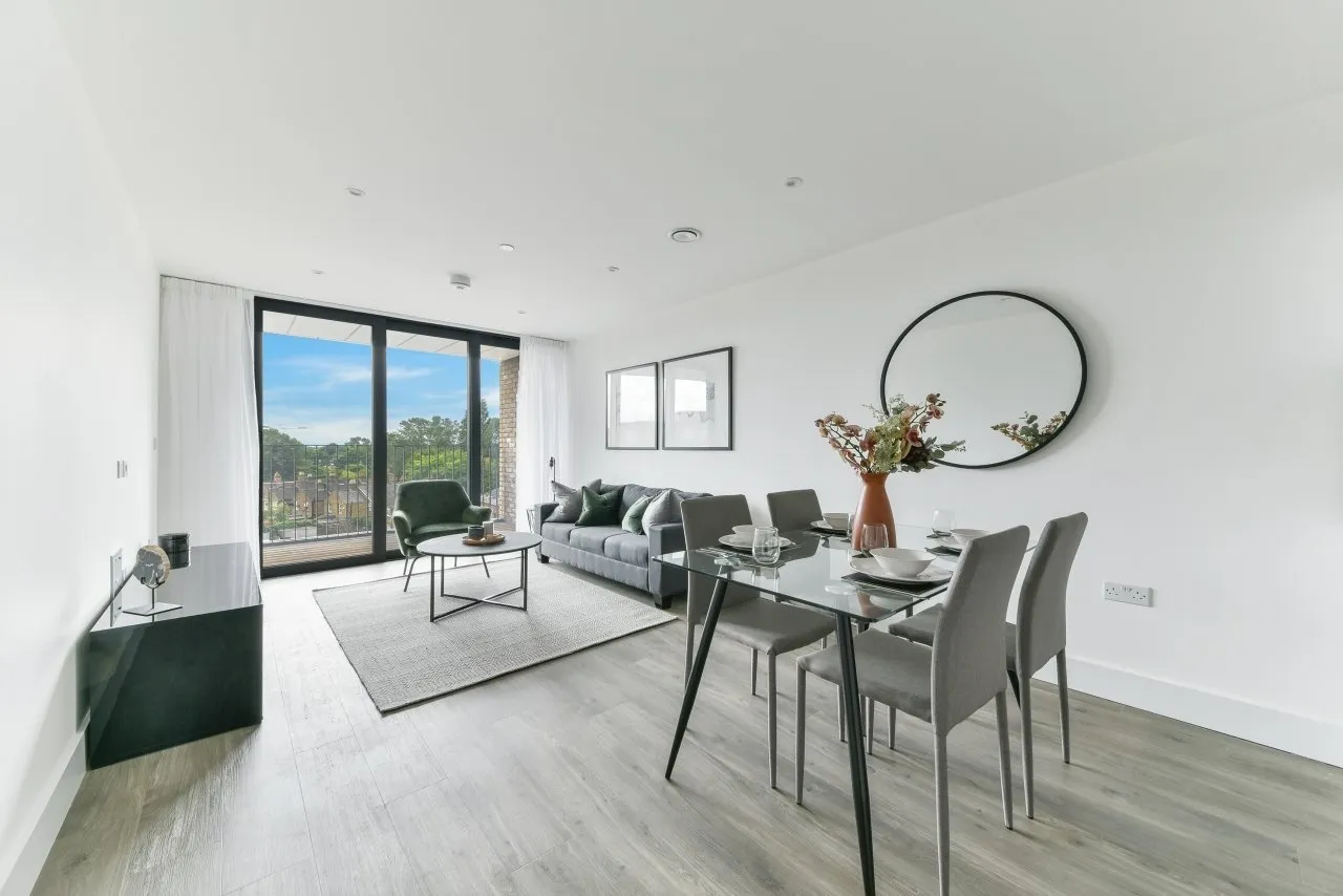 Epsom House, 2 Fairfield Avenue, Staines Upon Thames, Greater London, TW18, photo 2