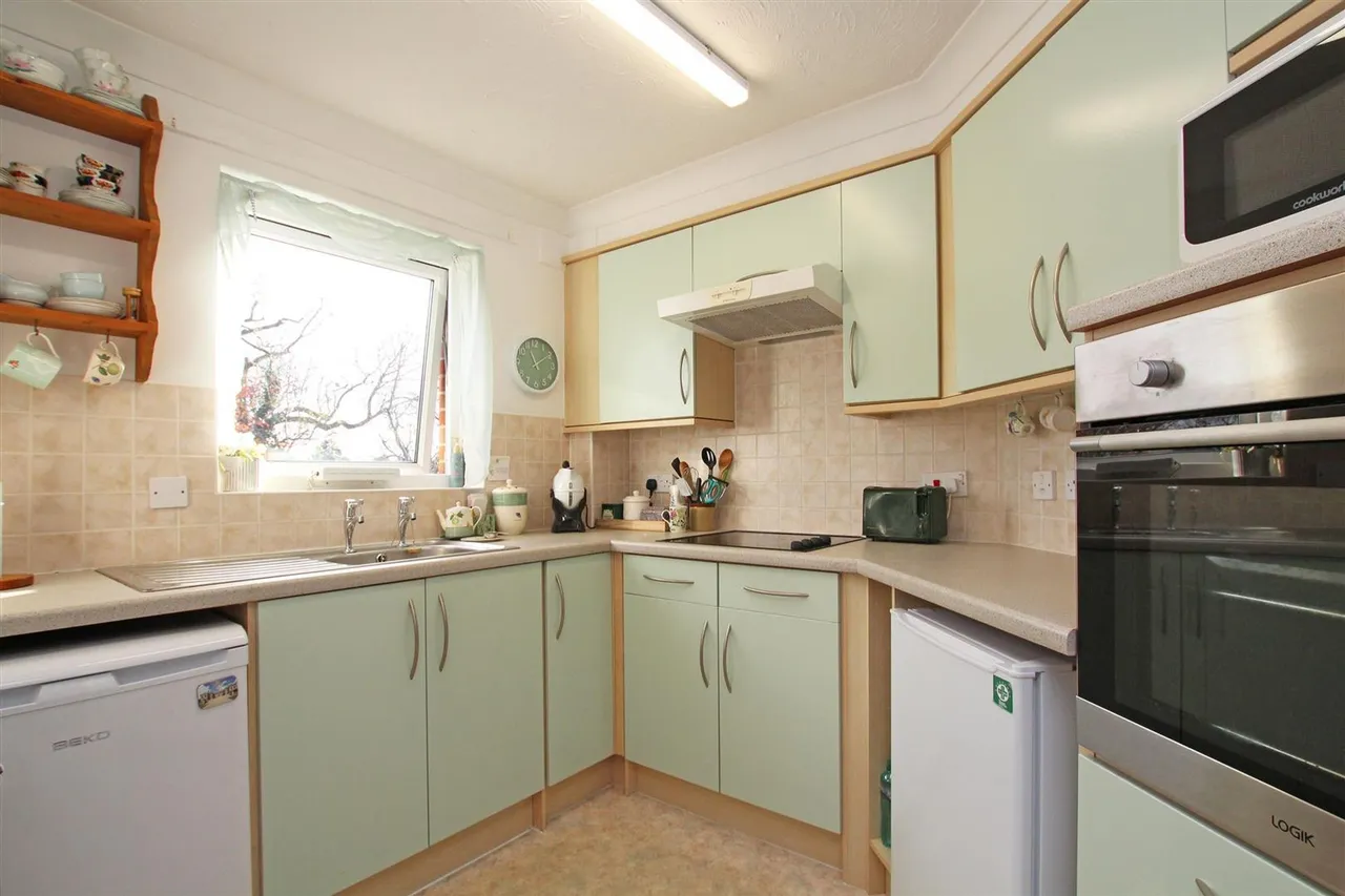 Stockbridge Road, Chichester, PO19, photo 4