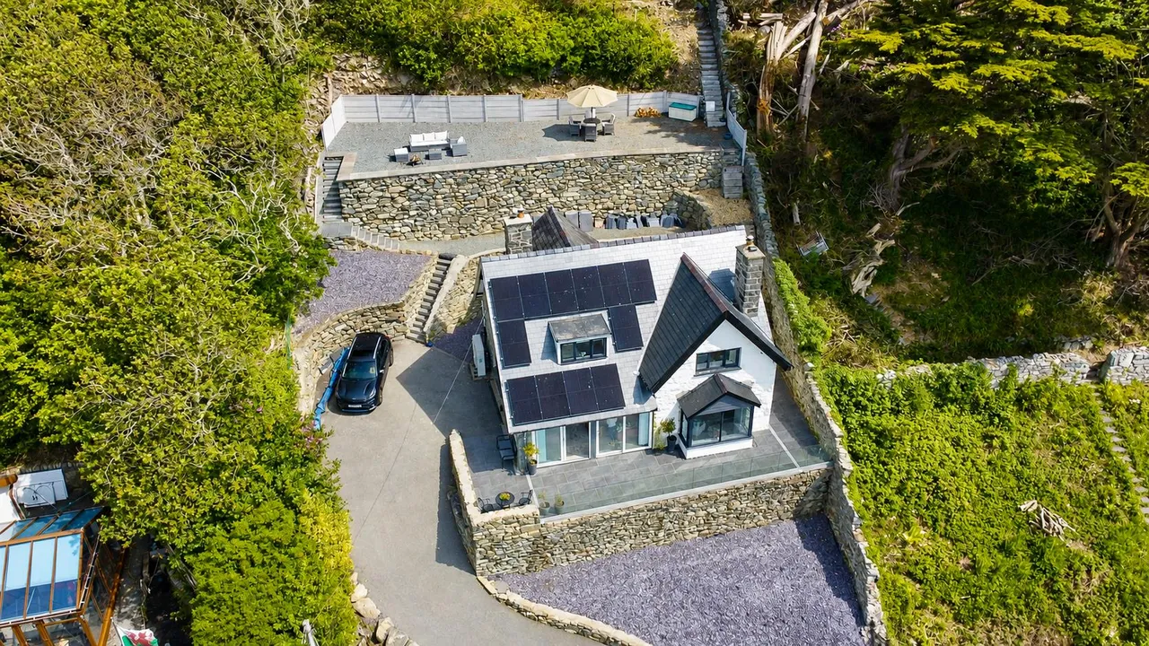 Briar Bank Llanaber Road, Barmouth, LL42, photo 25