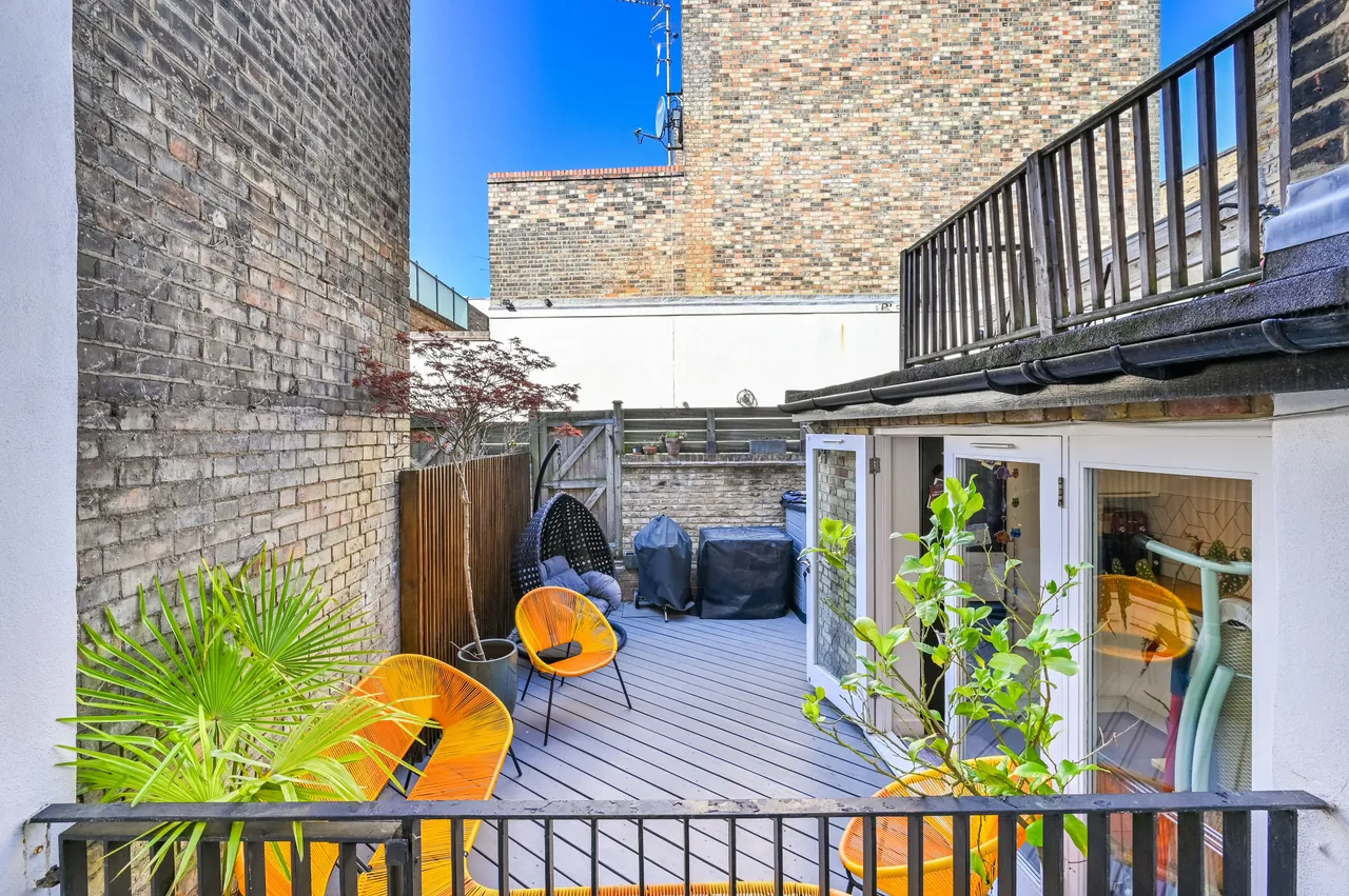 Lower Maisonette, 21 Westbourne Road, London, photo 8