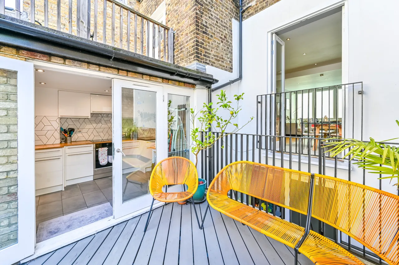 Lower Maisonette, 21 Westbourne Road, London, photo 11
