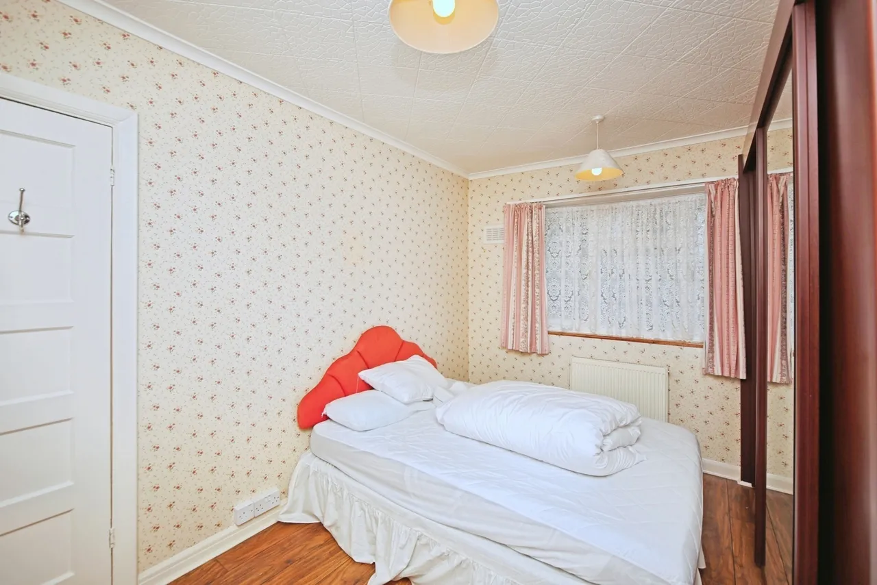 Chaucer Grove, Birmingham, B27, photo 15