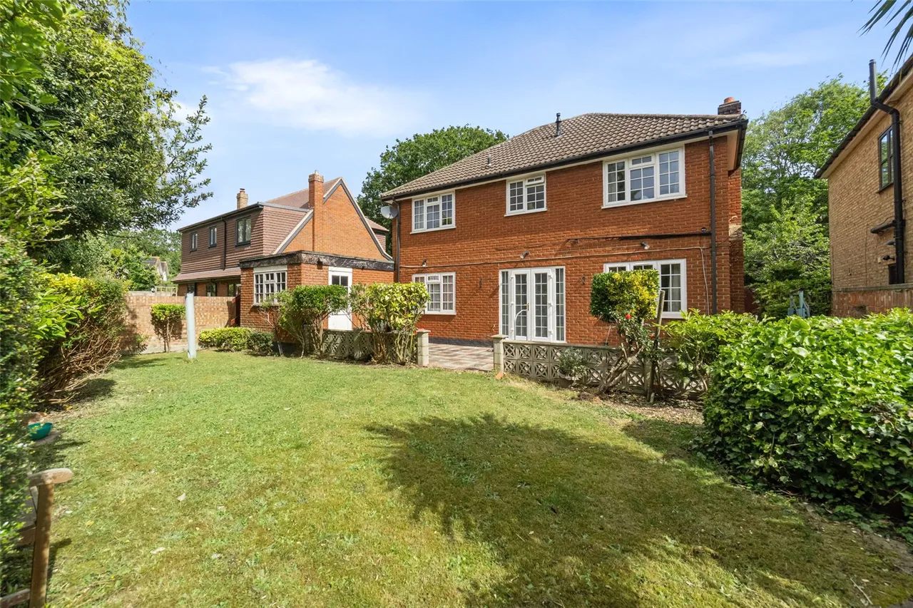 Burtons Road, Hampton, TW12 1DX, photo 14