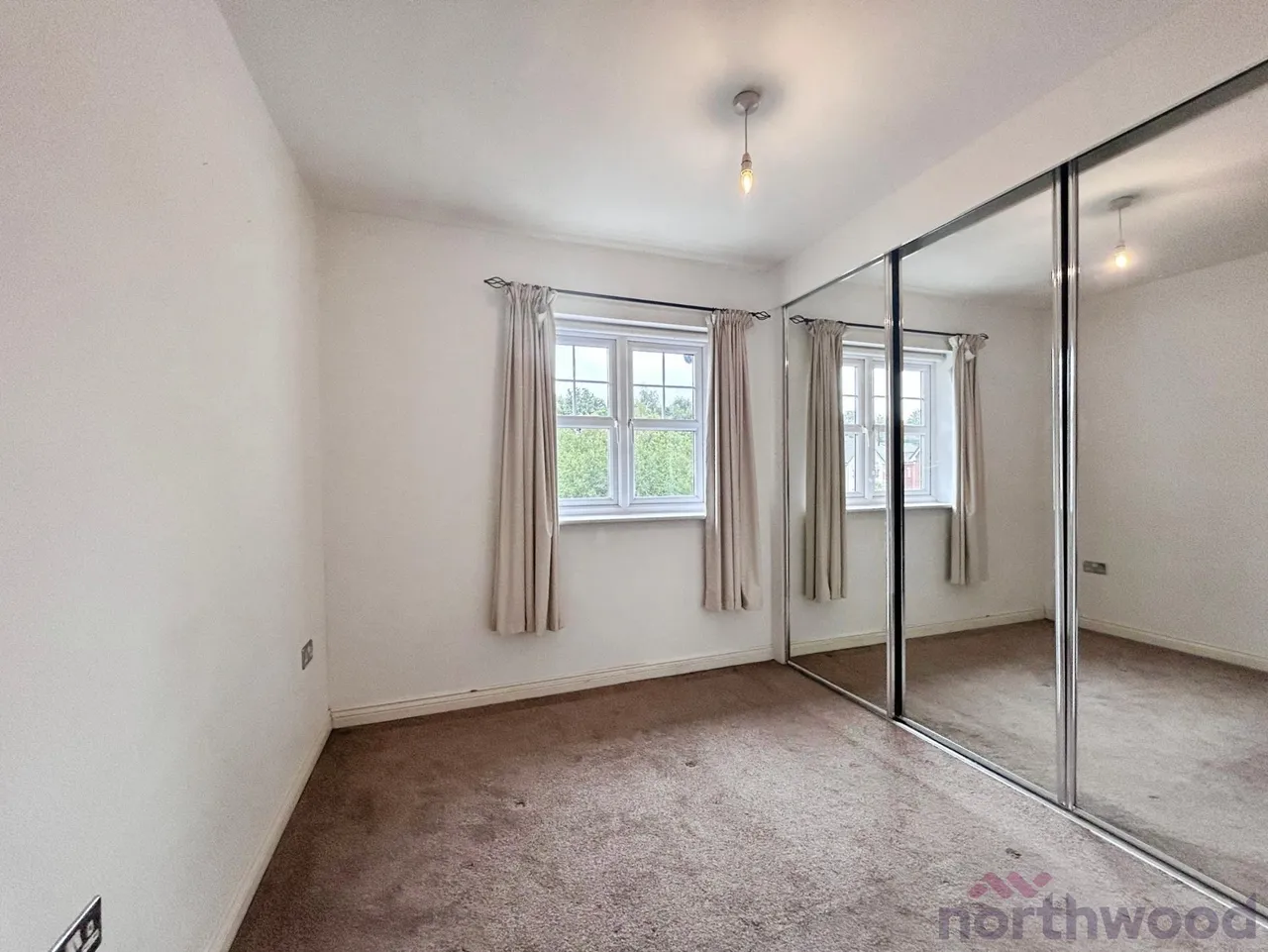 Astley Brook Close, Bolton, BL1, photo 5