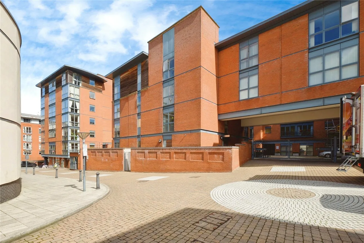 Waterfront Walk, Birmingham, B1, photo 9
