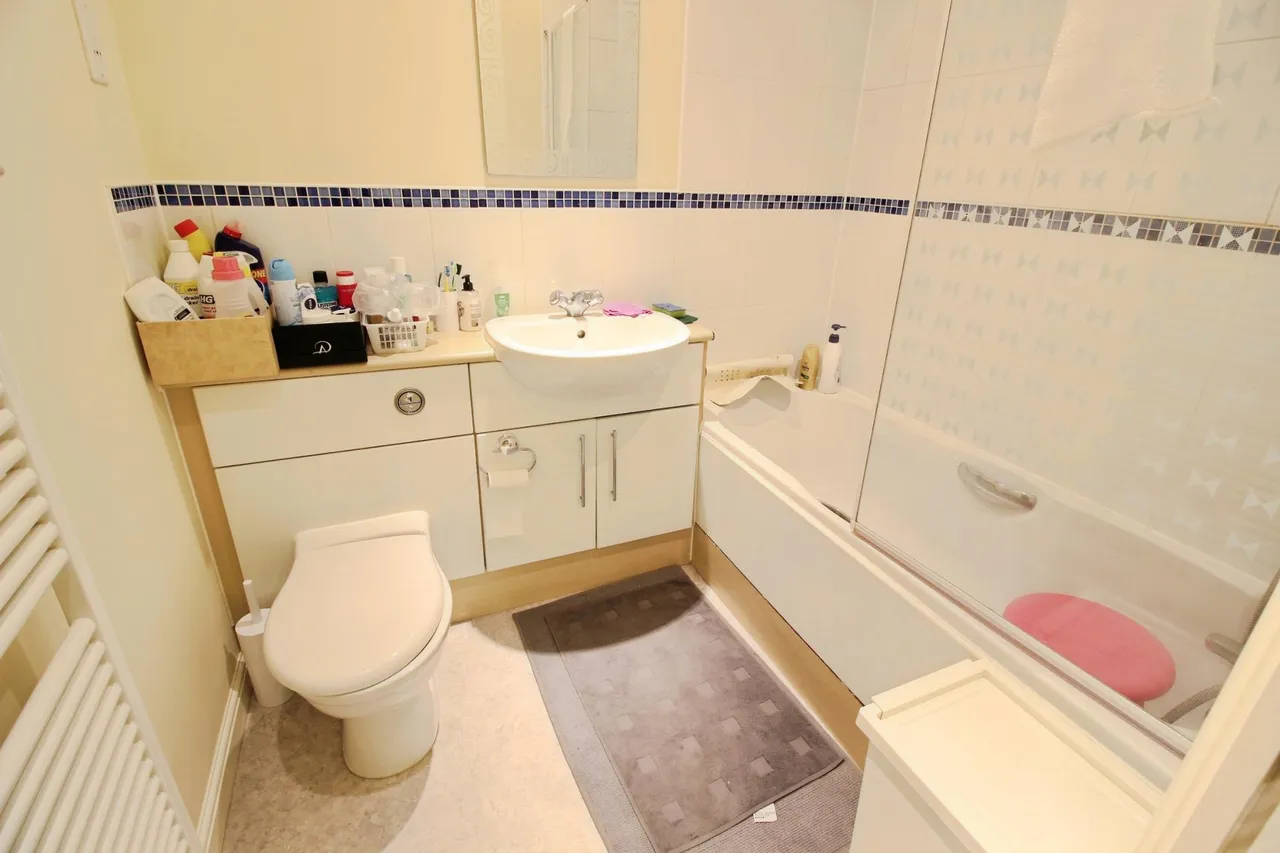 Parkhouse Court, AL10, photo 7